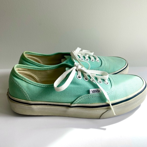 Vans Mint Green Low Top Retro Classic Casual Sneakers Size 9 Women’s - Picture 3 of 11